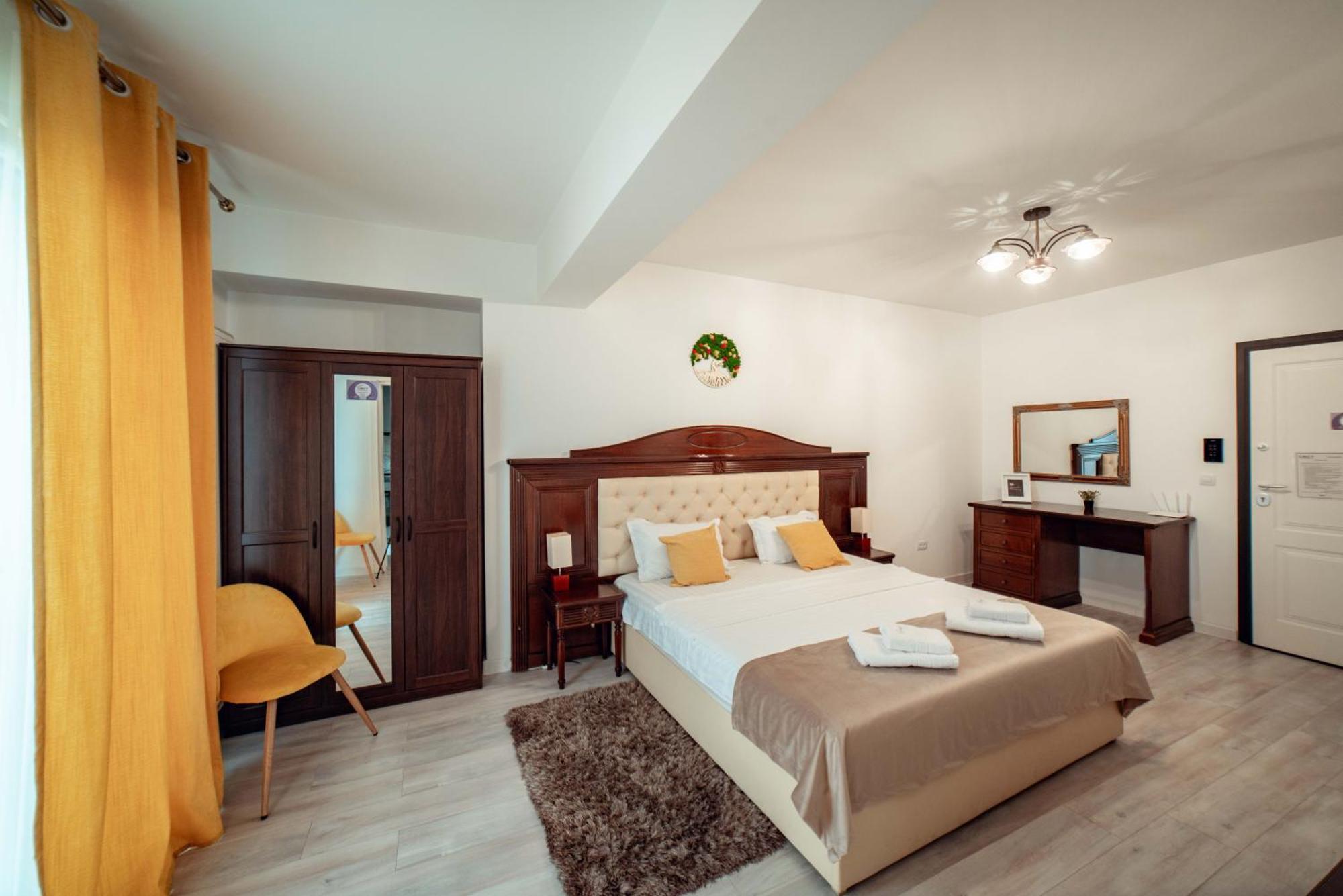 Cozy Aparthotel - Ultracentral Luxury Apartments Iasi Esterno foto