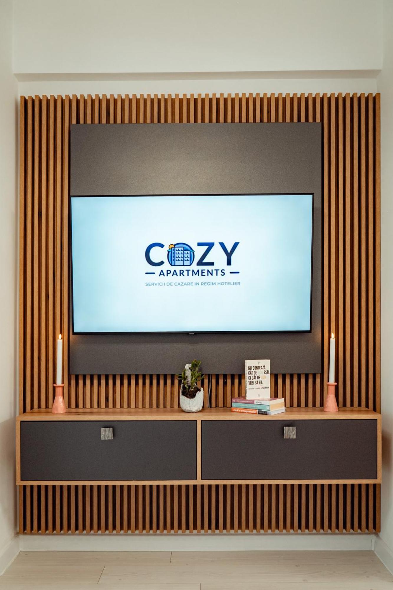 Cozy Aparthotel - Ultracentral Luxury Apartments Iasi Esterno foto