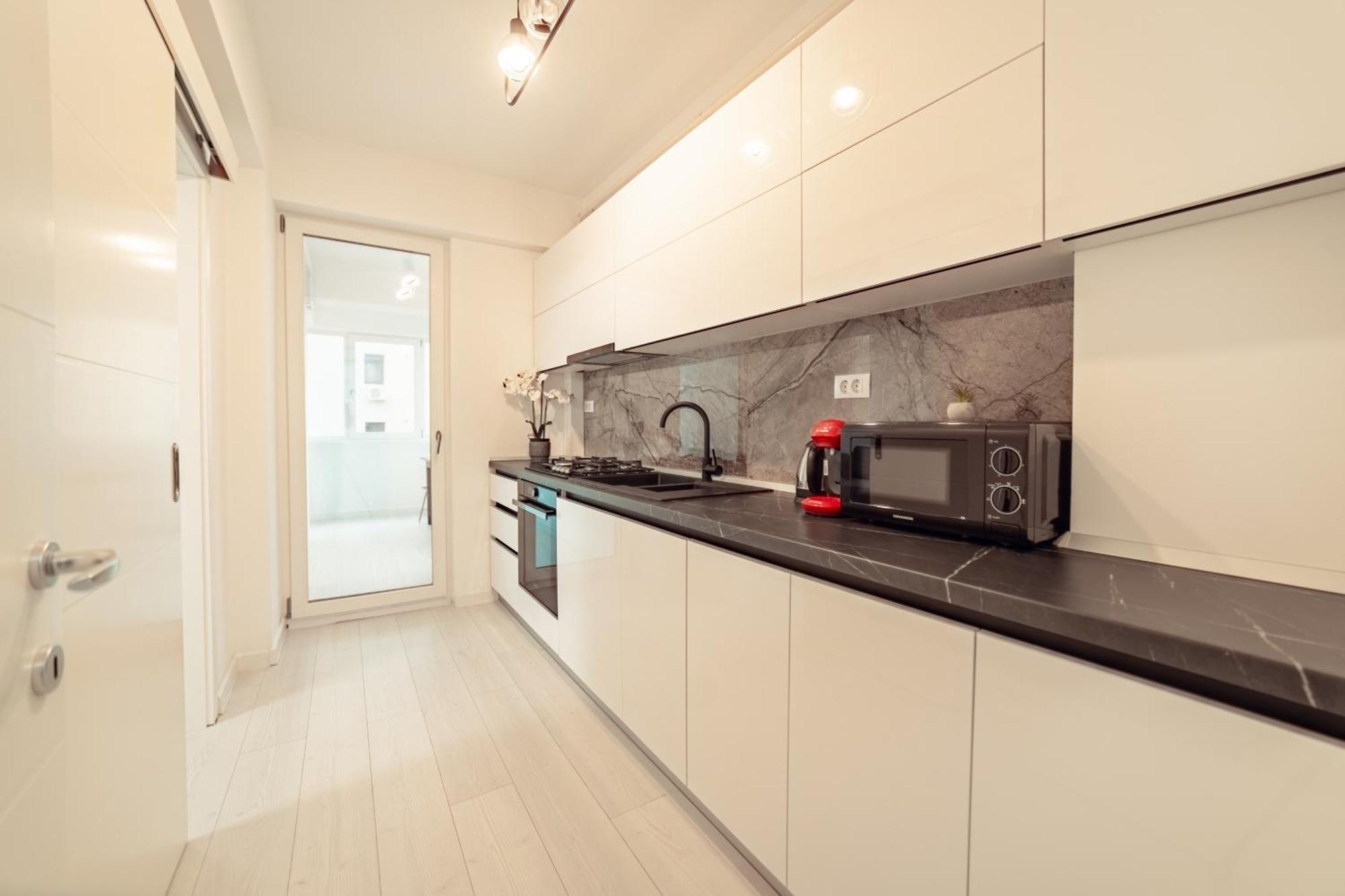 Cozy Aparthotel - Ultracentral Luxury Apartments Iasi Esterno foto